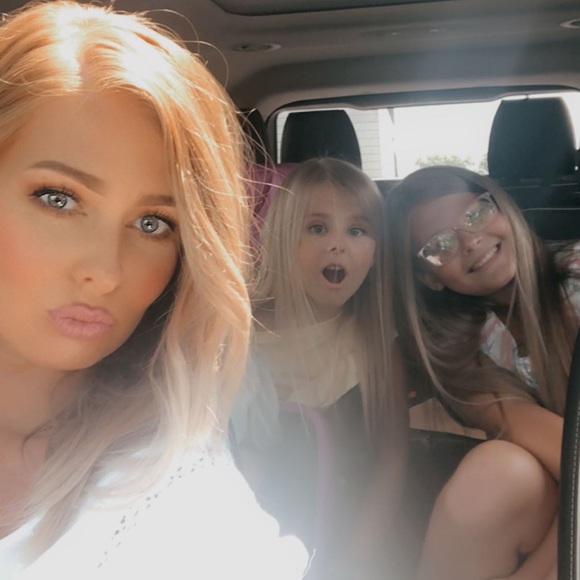 Hi! I’m Audrea! Wife & girl mom💗 - Picture 1 of 1